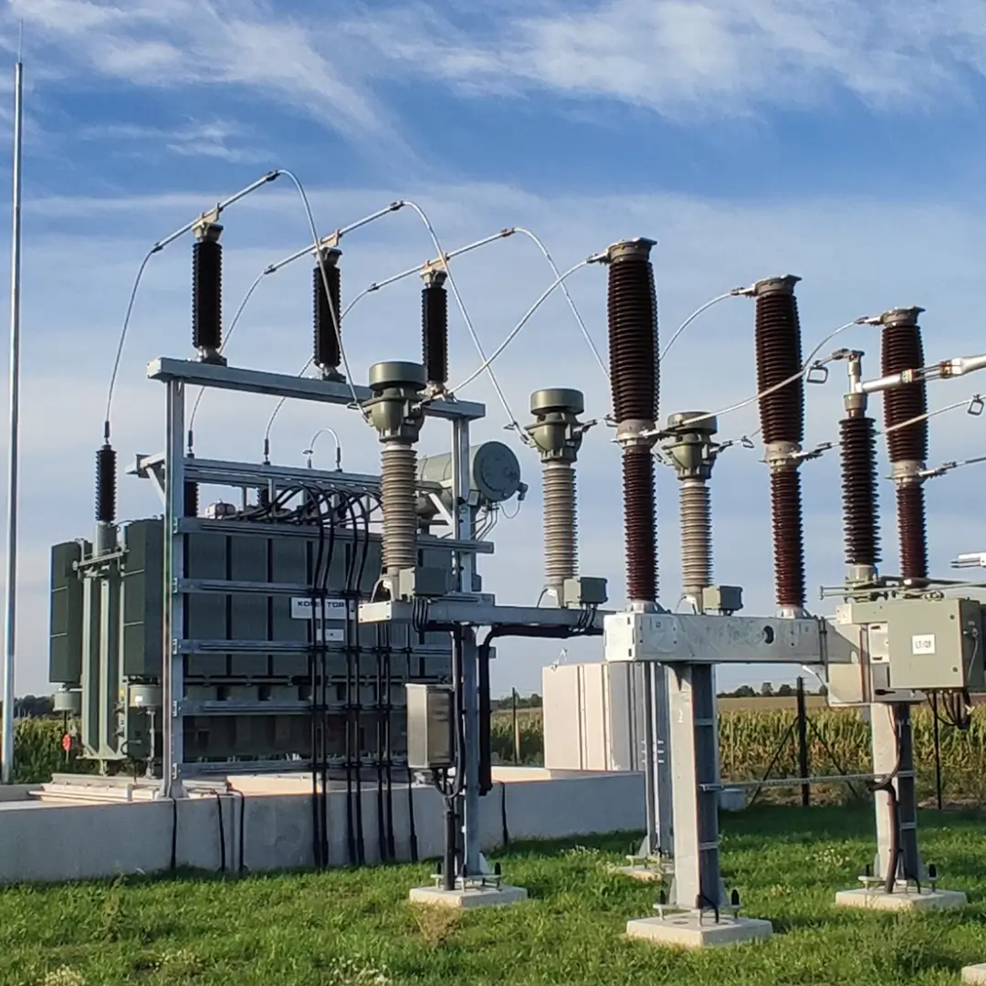 Engineering bei AURORA nextGen power: Ein Blick hinter die Kulissen, der die innovative Technologie und das präzise Handwerk zeigt, das in die Entwicklung nachhaltiger Energieprojekte fließt.